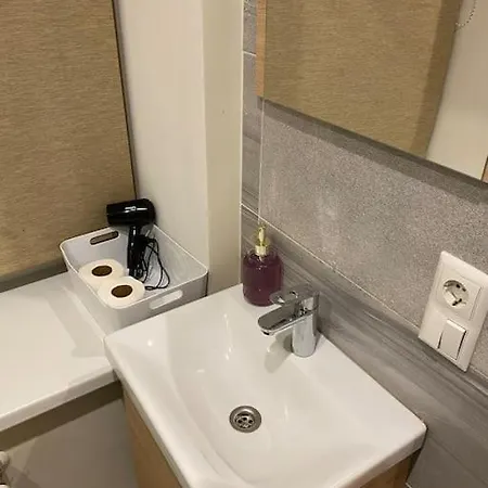 아파트 Cozy Near Center *