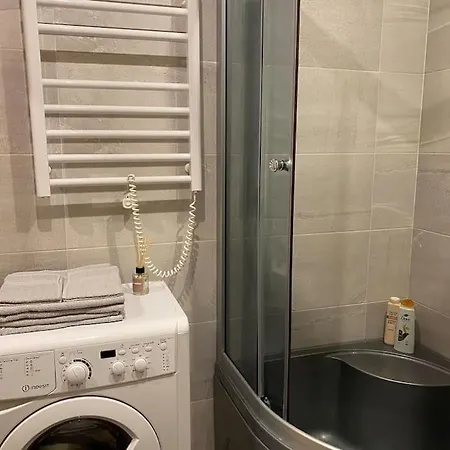 아파트 Cozy Near Center